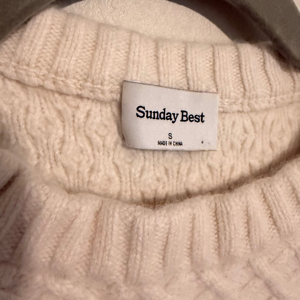 Sunday Best Aritzia Ivory Cable Knit Cropped Sweater Wool Blend Cream Small - Picture 4 of 5